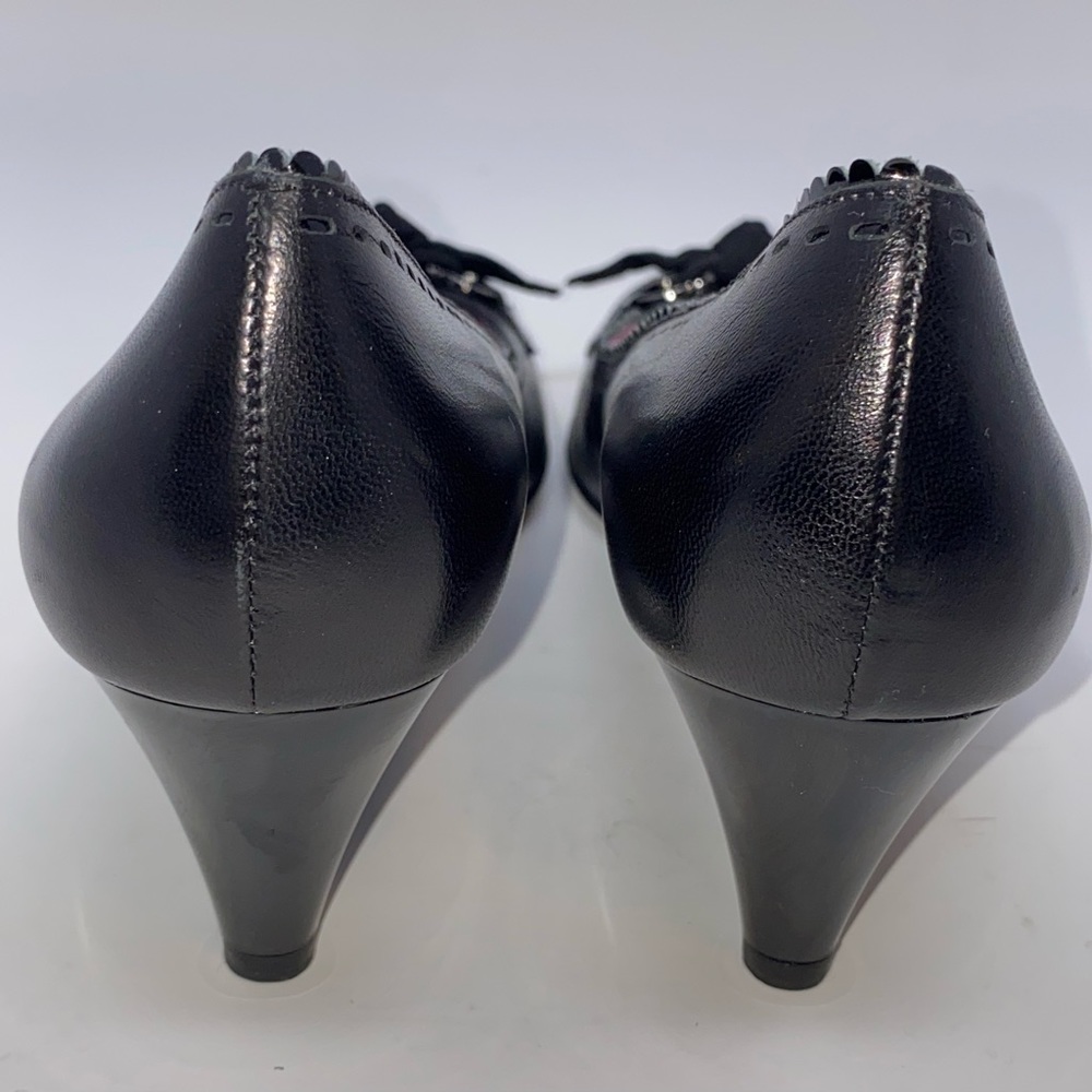 ❤️Salvatore Ferragamo VTG Pumps. Never worn. Size 6AA - Picture 11 of 11